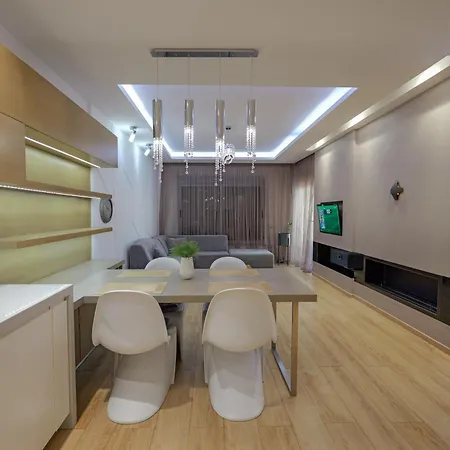 The View Luxury Center Apartment *