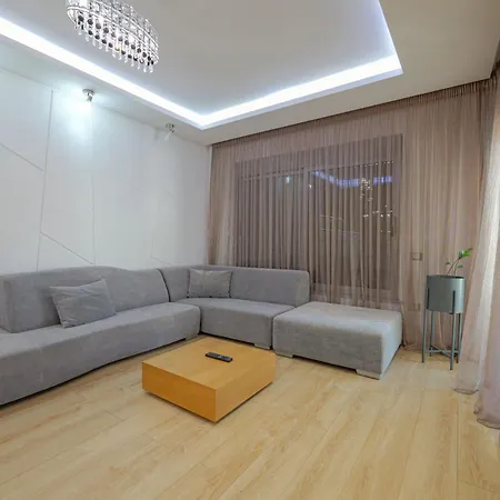The View Luxury Center Apartment *