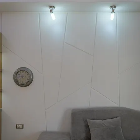 The View Luxury Center