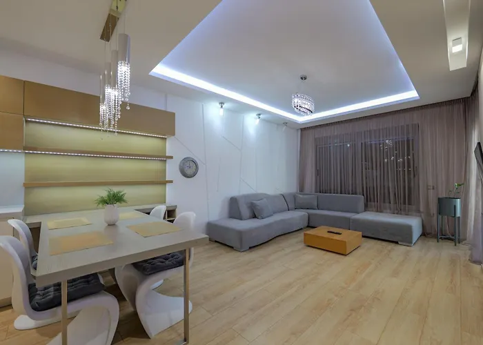 The View Luxury Center Apartment Sarandë